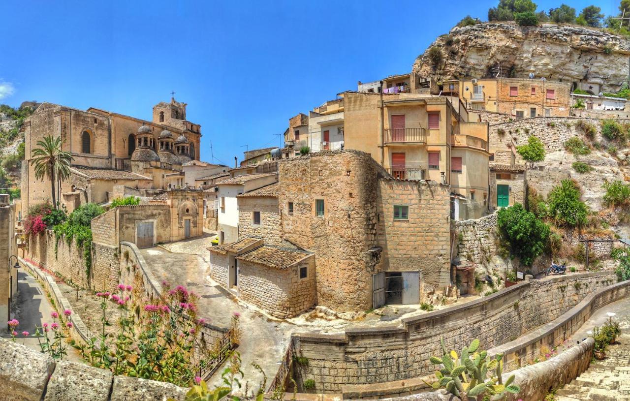 Lilibeth Houses - Charming & Lovely Views 希克利 外观 照片